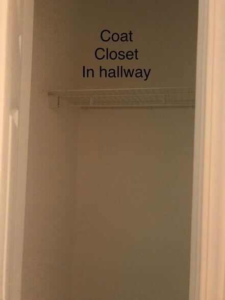 Building Photo - 14870 E Shadow Creek Dr