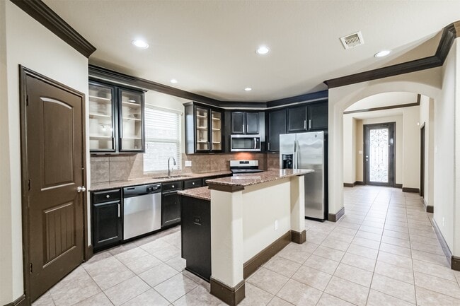 Building Photo - 2606 Maverick Park Ln