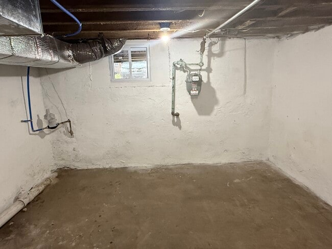 Building Photo - 2329 N Cleveland St