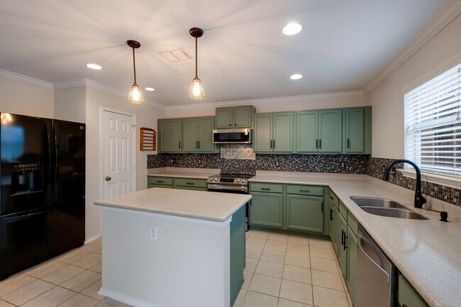 Building Photo - 6767 Wayman Ridge