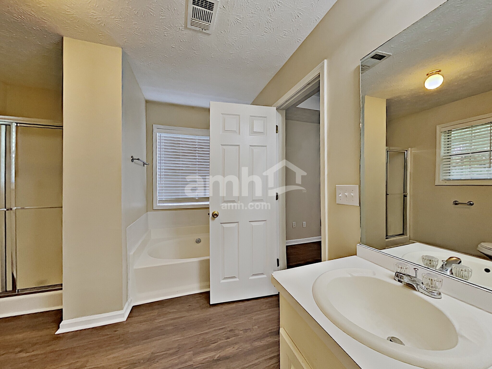 Building Photo - 445 Allens Landing Ct