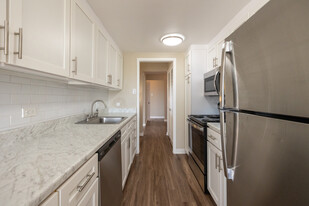 Interior Photo - High Country House Apartments