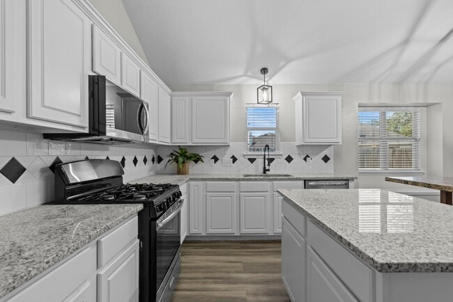 Building Photo - 9606 Babbling Spring Ct