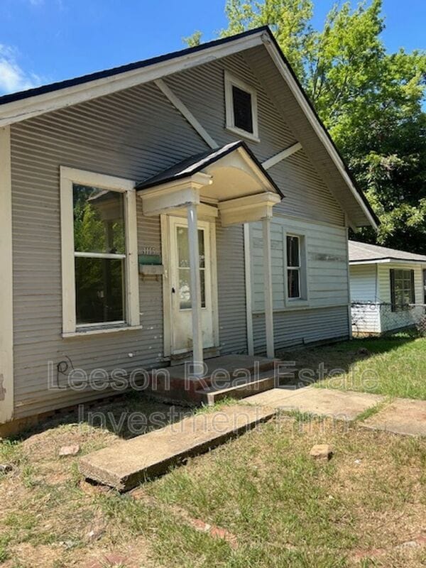 Building Photo - 3115 Frederick St