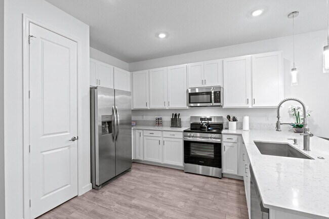 Building Photo - 5726 Graceful Wy