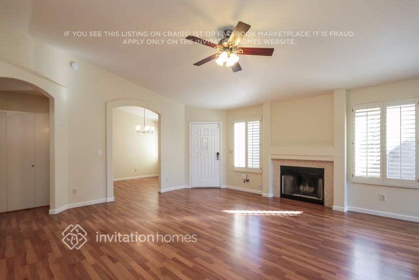 Building Photo - 4525 E Silverwood Dr