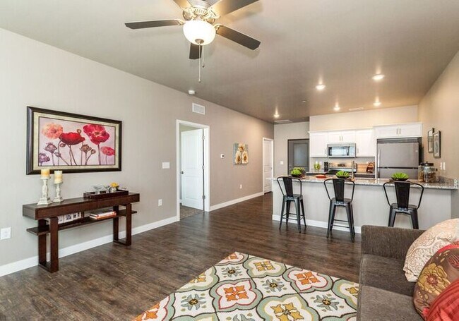 Building Photo - $1,600 | 2 Bedroom, 2 Bathroom Condo | Pet Friendly* | Sublease | Available for May 1st, 2026 Mov...