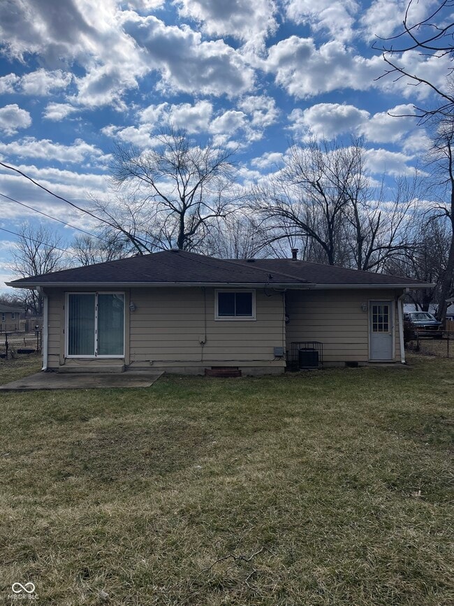 Building Photo - 3830 Aloda St