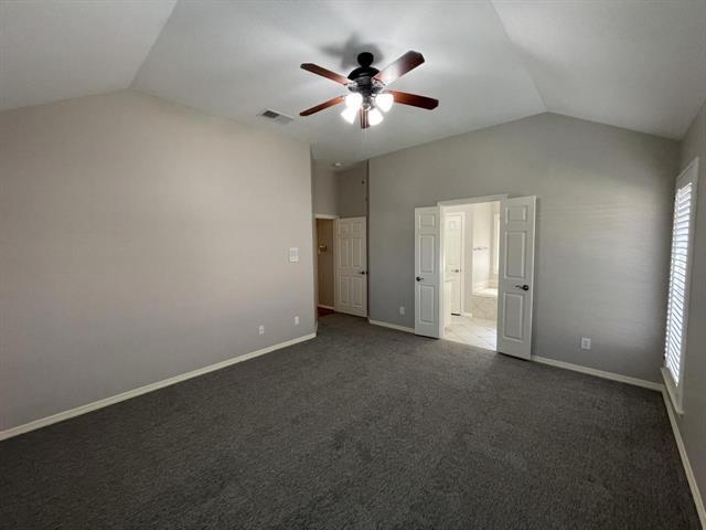 Building Photo - 2704 Crystal Glenn Cir