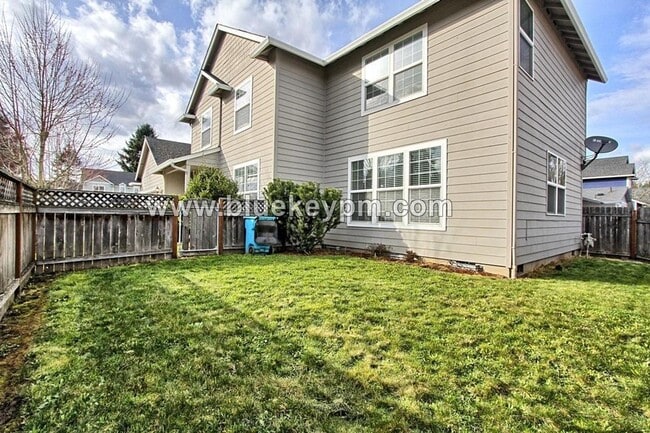 Building Photo - 4 Bed, 2.5 Bath Home in Hazel Dell with Easy Access to I-5 and Padden Pkwy