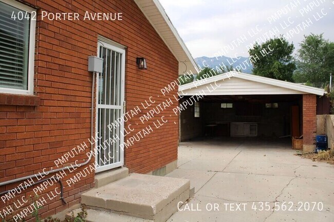 Building Photo - 4042 Porter Ave