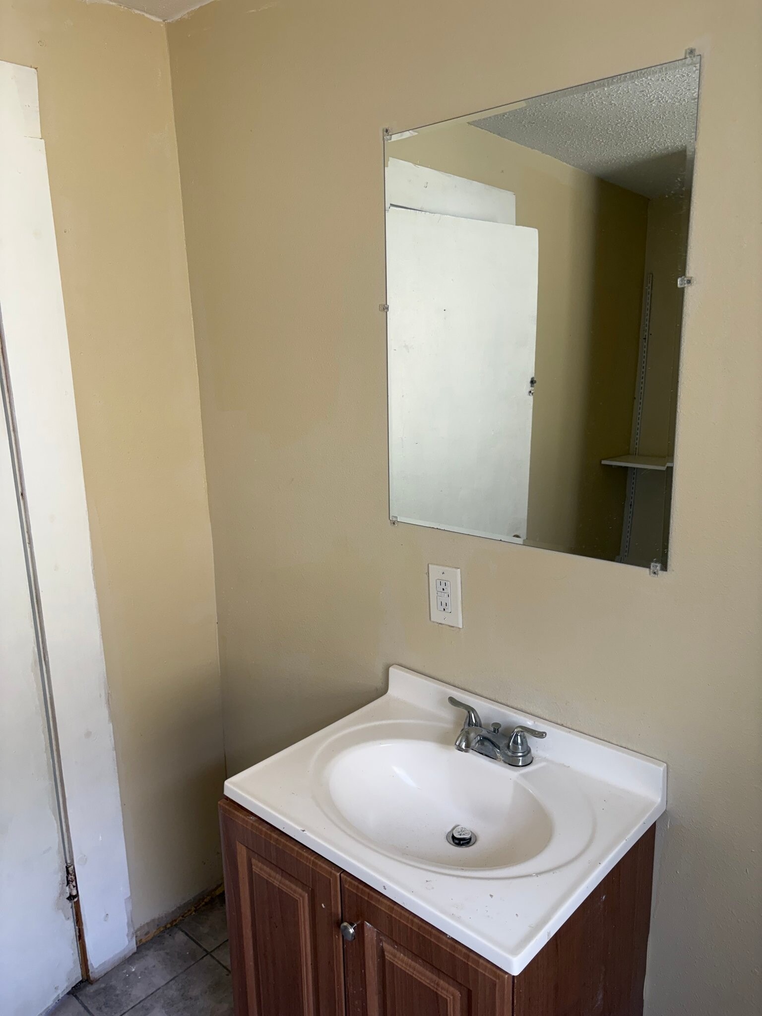 Building Photo - 8626 Green St