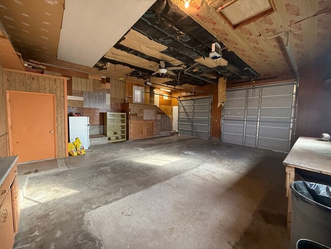 Building Photo - Spacious, four-bedroom, two-bathroom, country home, with two car attached garage, and more!