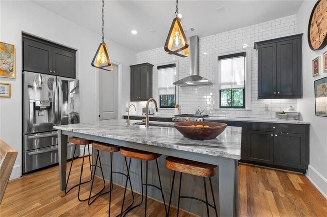 Building Photo - 518 Bismark Rd NE