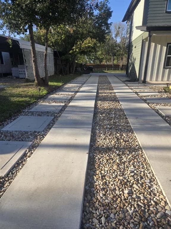 Building Photo - 724 Ramsey Ave