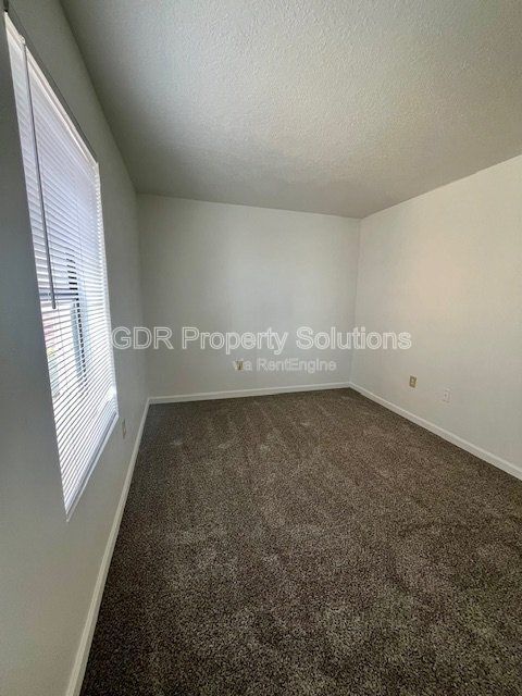 Building Photo - 420 Tennessee St NE