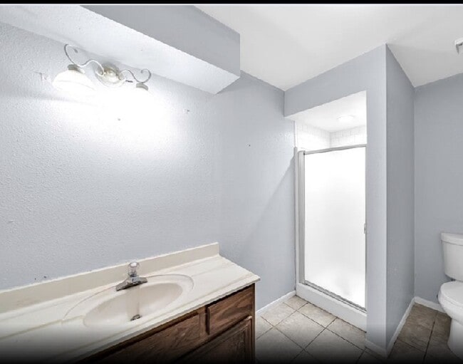 Building Photo - 13014 Skymeadow Dr