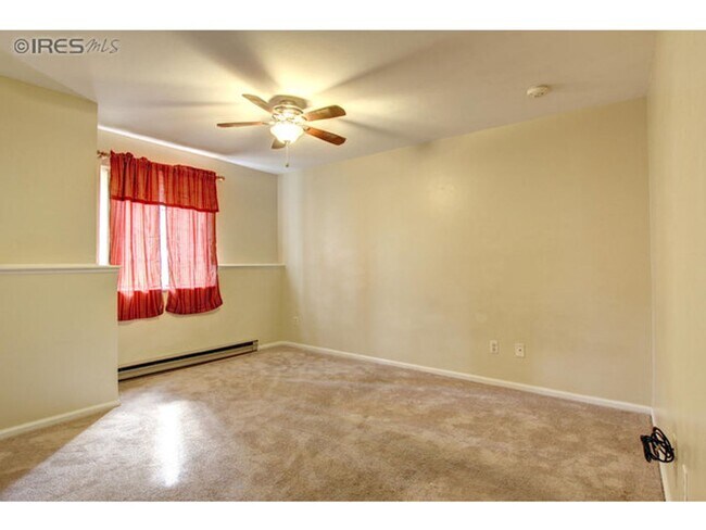 Building Photo - Inviting 2-Bedroom Condo Near Shopping & Dining | Available Early July