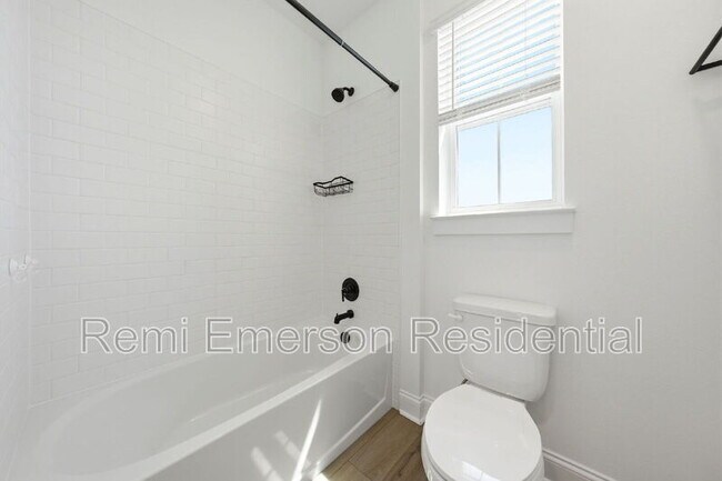 Building Photo - 12626 Clear Sapphire Dr
