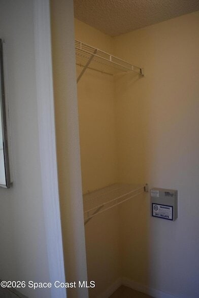 Building Photo - 247 High Rd NW