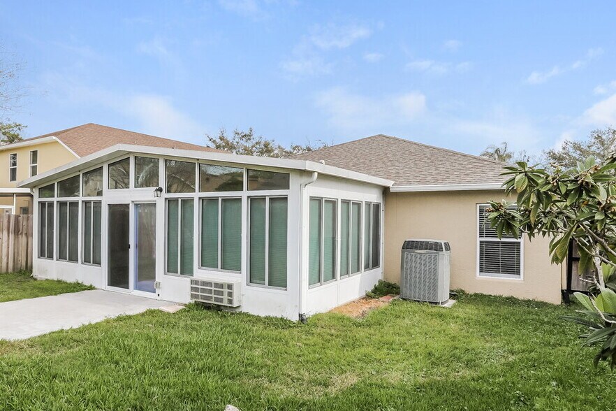 Building Photo - 1660 Ashland Trail