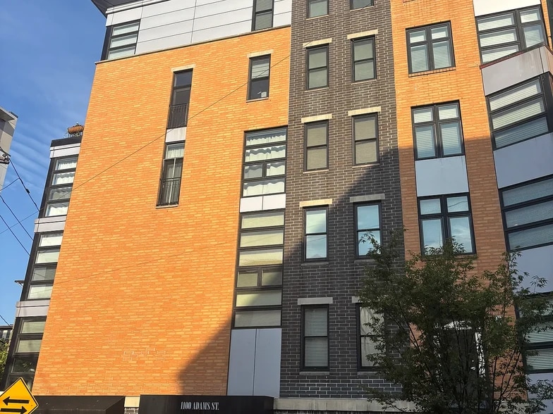 Building Photo - 1100 Adams St