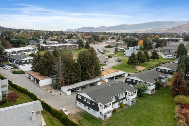 Building Photo - The Orchard on Eastmont