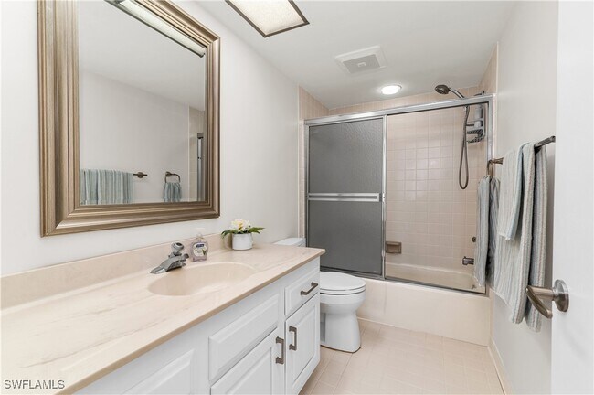 Building Photo - 17 Bluebill Ave