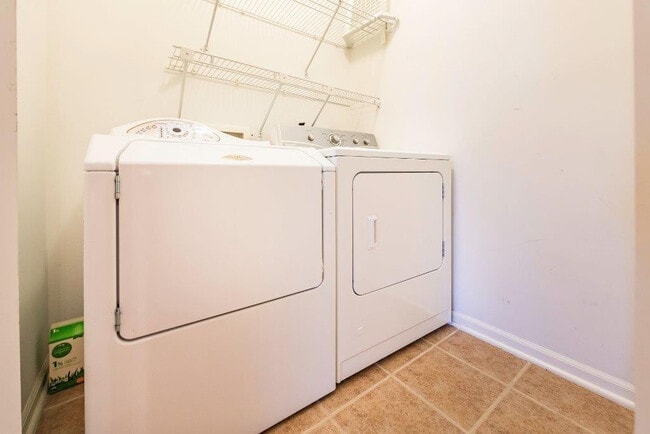 Building Photo - 854 W Summerfield Gln Cir