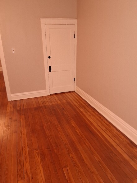 Building Photo - 520 Fassen St