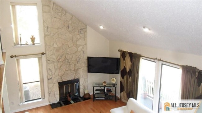 Building Photo - 162 Westgate Dr