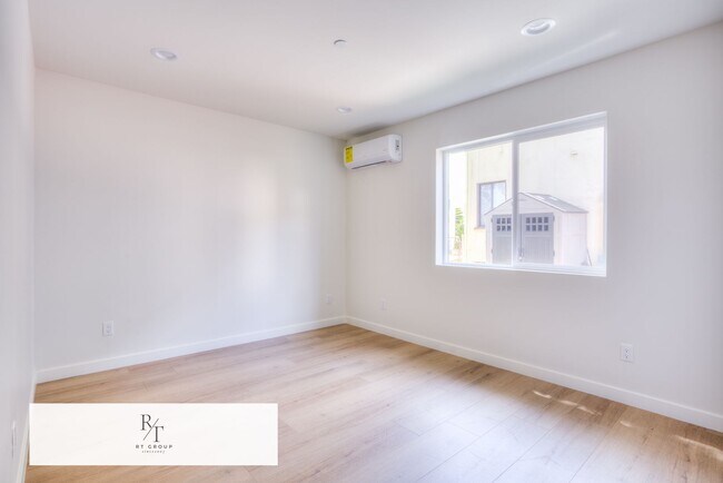 Building Photo - 2 Bed | 2 Bath | Alhambra School District