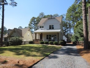 Building Photo - 510 Sheldon Rd