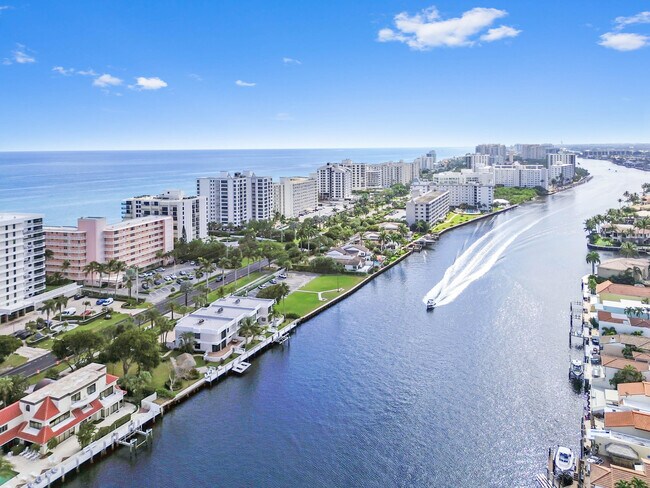 Building Photo - 2921 S Ocean Blvd