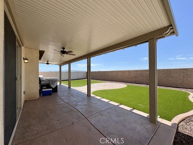 Building Photo - 1065 Regala St
