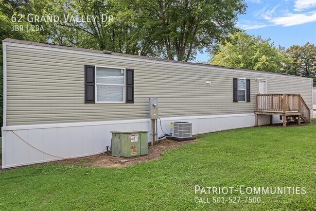 Building Photo - 62 Grand Valley Dr