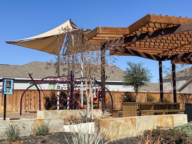 Building Photo - SA- Texas A&M Area / Vida Subdivision