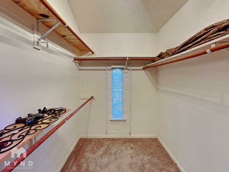 Building Photo - 10809 Copperwood Dr