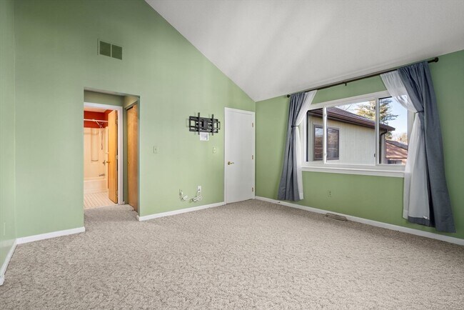 Building Photo - 93 Spyglass Hill Dr