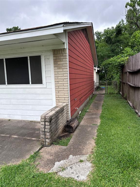 Building Photo - 207 Carlang St