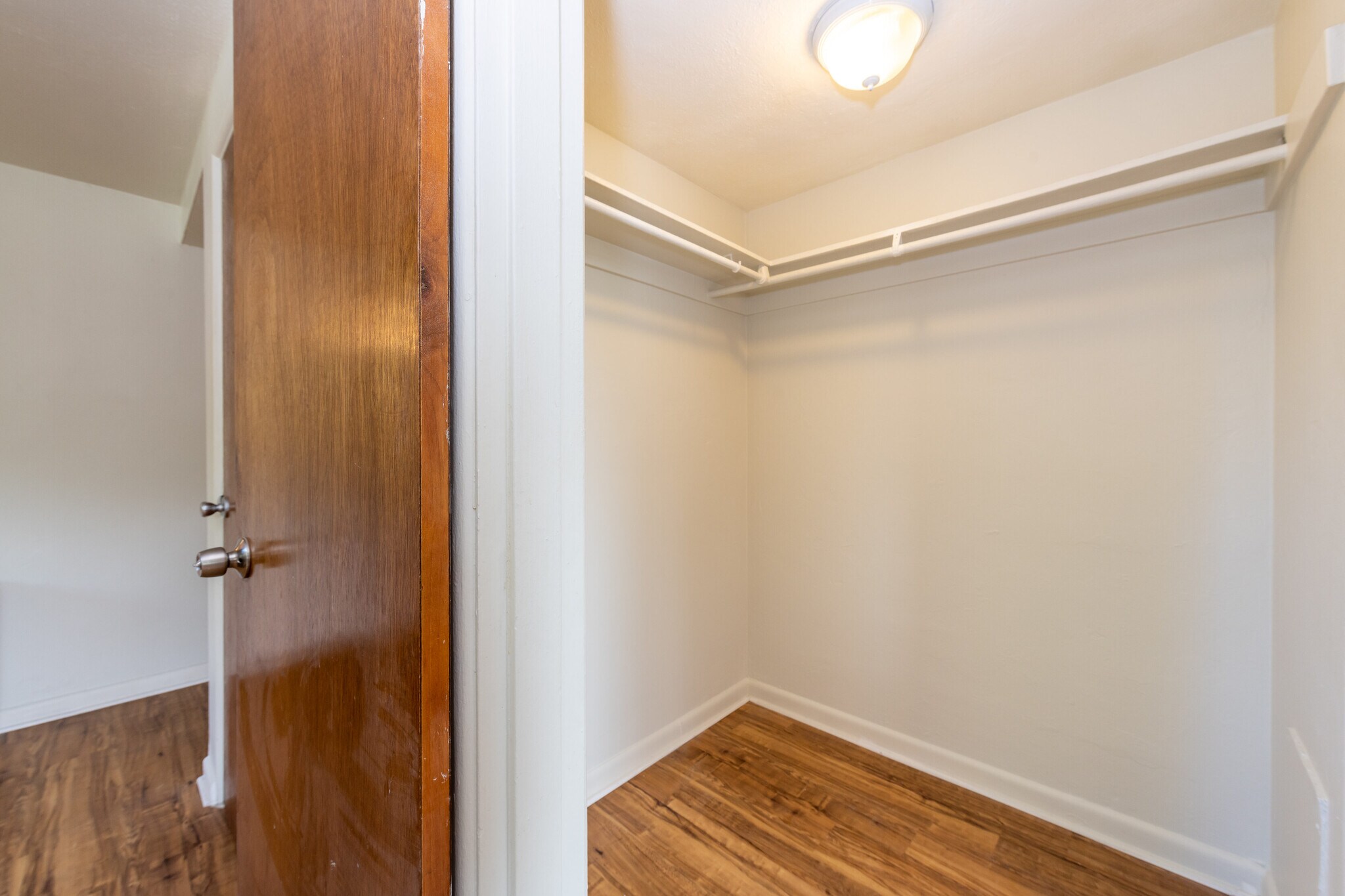 Building Photo - 456 N Logan St