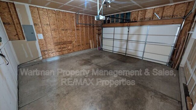 Building Photo - 5120 Finadene Ct