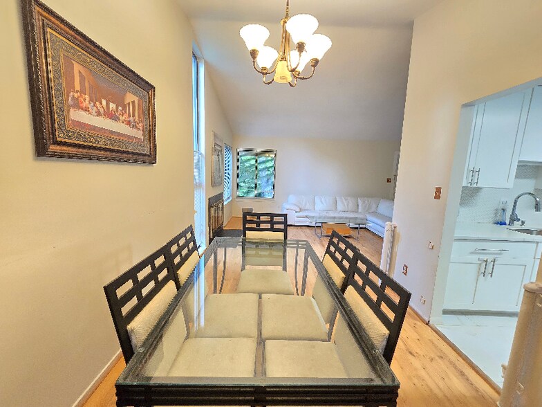 Building Photo - 19517 Tiber Ct