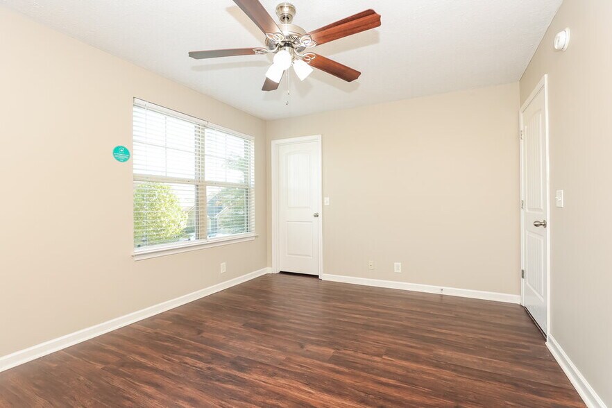 Building Photo - 3409 Smarty Jones Ct