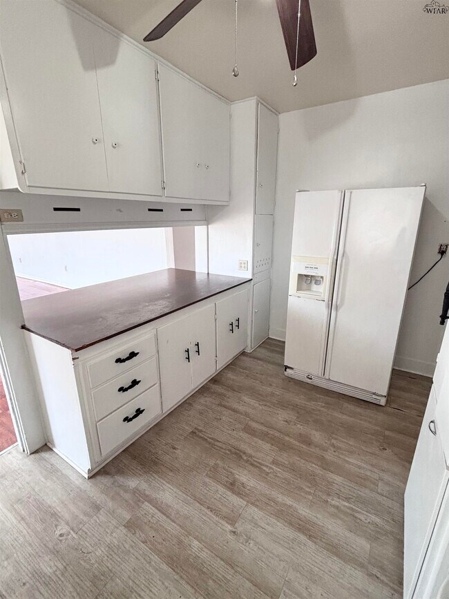 Building Photo - 1513 P B Ln