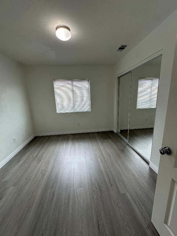 Building Photo - 14389 Moon Valley St