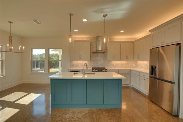 Building Photo - 300 Red Bird Ln