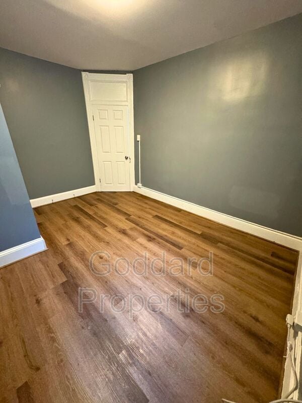 Building Photo - 1313 E North Ave