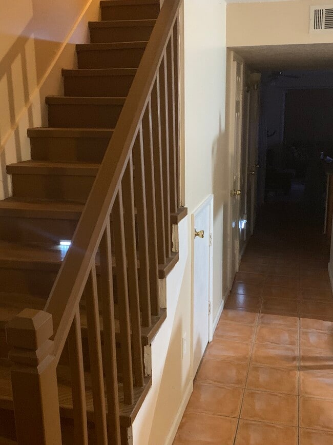 Building Photo - 2618 Bessemer St