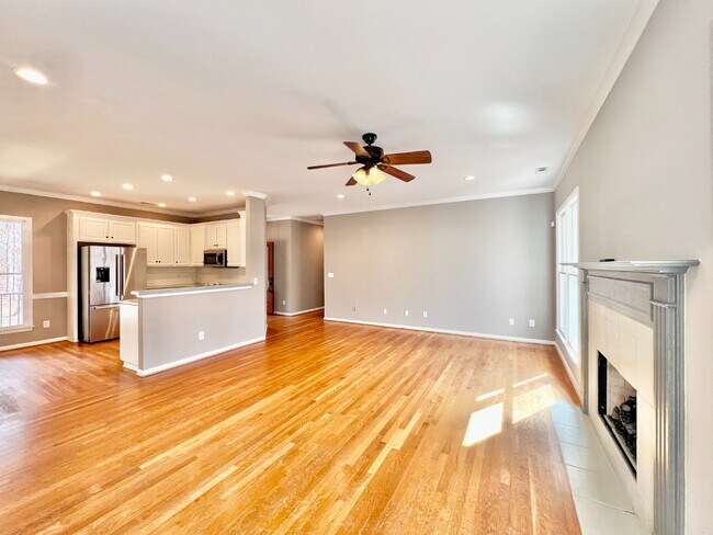 Building Photo - 7809 Deer Trail